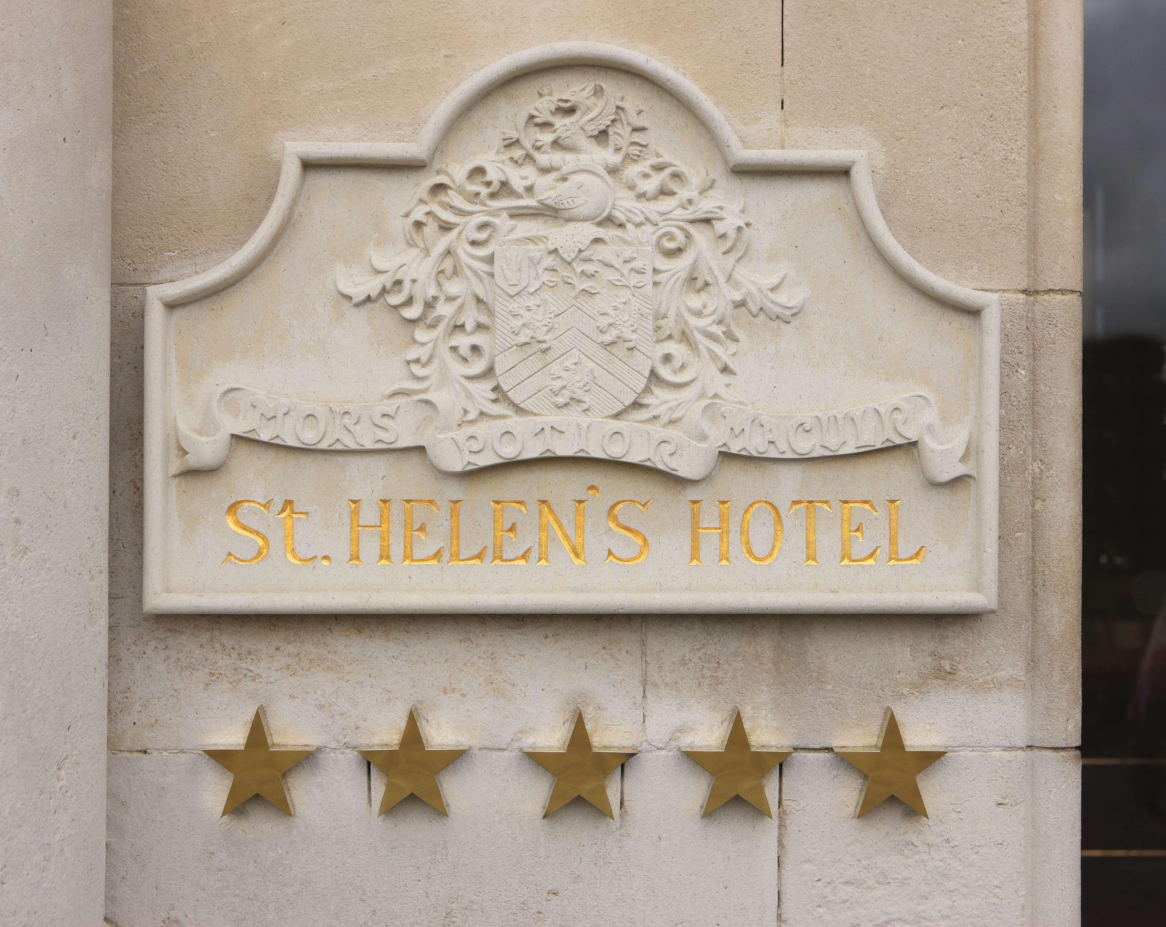 Radisson Blu St. Helen's Dublín